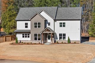 1040 Greenwood Circle, Madison, GA 30650