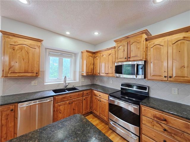 4415 Silverheel Street, Shawnee, KS 66226