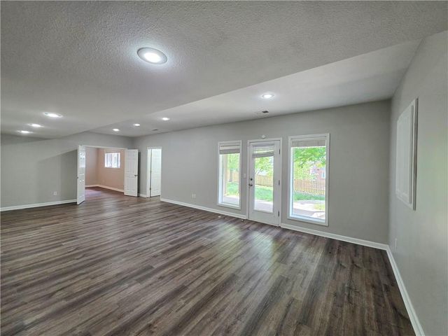 4415 Silverheel Street, Shawnee, KS 66226