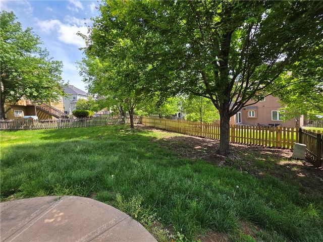4415 Silverheel Street, Shawnee, KS 66226