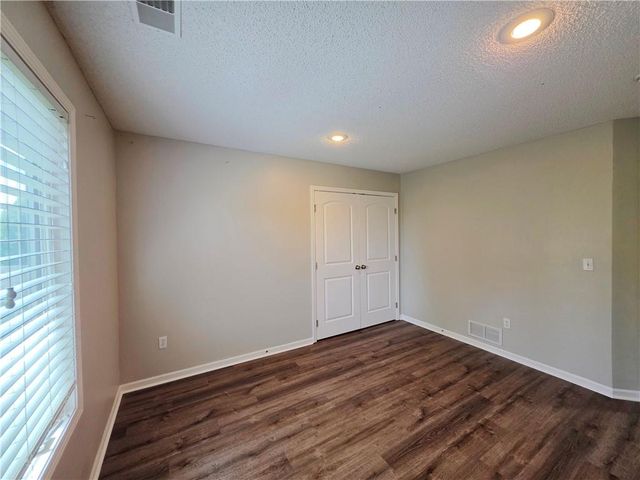 4415 Silverheel Street, Shawnee, KS 66226