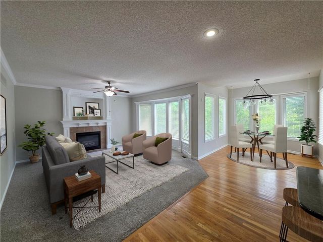 4415 Silverheel Street, Shawnee, KS 66226