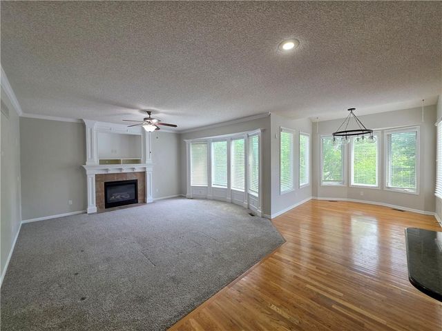 4415 Silverheel Street, Shawnee, KS 66226