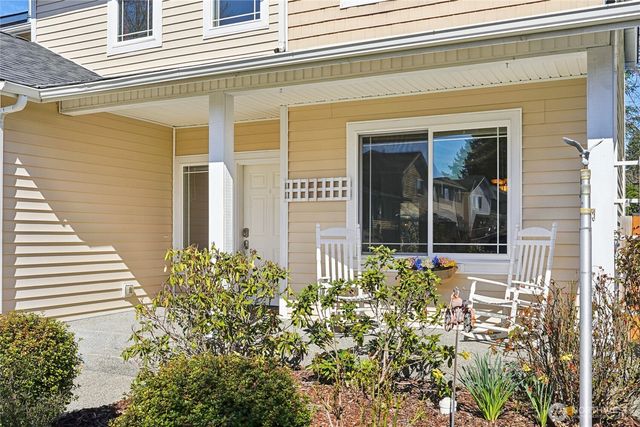 15350 104th Way SE, Yelm, WA 98597