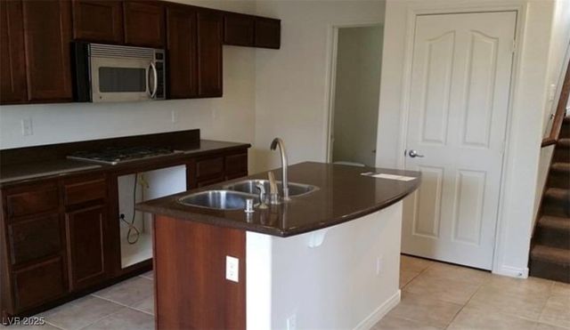 1871 Granemore Street, Las Vegas, NV 89135