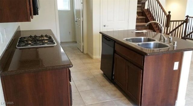 1871 Granemore Street, Las Vegas, NV 89135