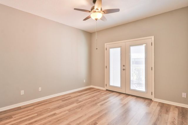 4747 Nasa Parkway 110, Seabrook, TX 77586