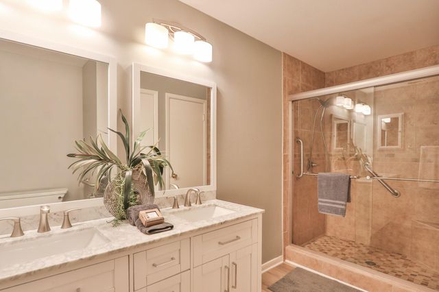 4747 Nasa Parkway 110, Seabrook, TX 77586