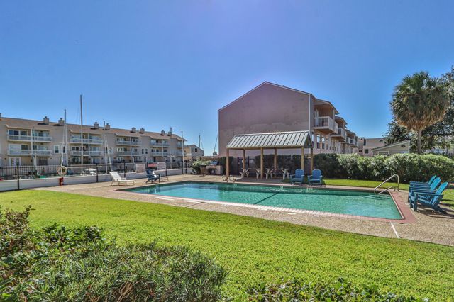 4747 Nasa Parkway 110, Seabrook, TX 77586