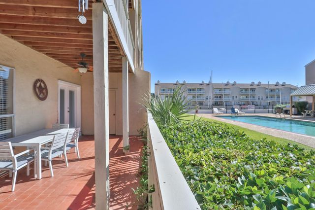 4747 Nasa Parkway 110, Seabrook, TX 77586