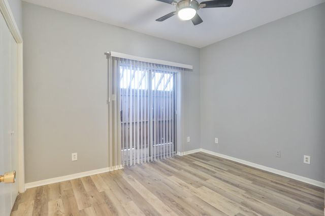 4747 Nasa Parkway 110, Seabrook, TX 77586