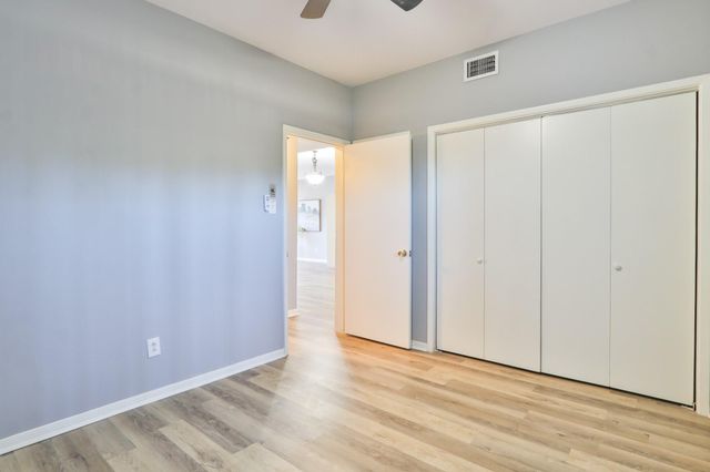 4747 Nasa Parkway 110, Seabrook, TX 77586