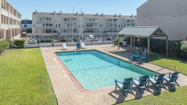 4747 Nasa Parkway 110, Seabrook, TX 77586