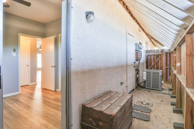 4747 Nasa Parkway 110, Seabrook, TX 77586