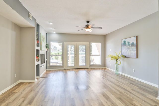 4747 Nasa Parkway 110, Seabrook, TX 77586