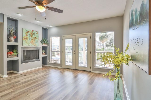 4747 Nasa Parkway 110, Seabrook, TX 77586