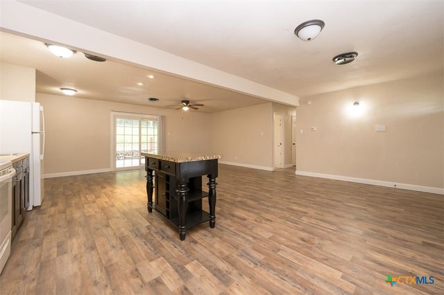 906 Pilar Spur, Killeen, TX 76541