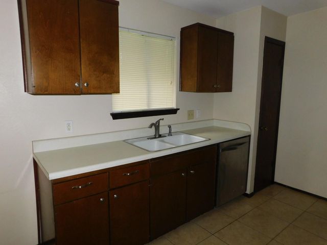 2513 Mcgregor DR, Austin, TX 78745