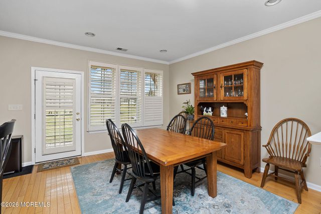 26 Powderhorn Way, Allentown, NJ 08501