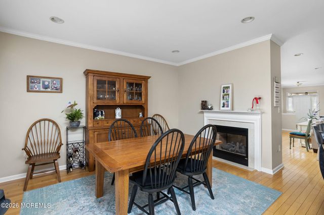 26 Powderhorn Way, Allentown, NJ 08501