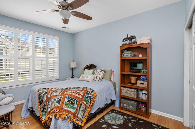 26 Powderhorn Way, Allentown, NJ 08501