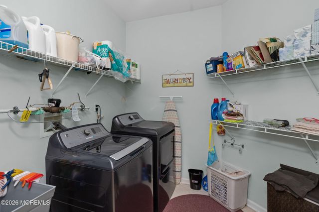 26 Powderhorn Way, Allentown, NJ 08501