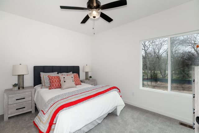 5241-5243 Pinecrest Ct N, Bel Aire, KS 67220