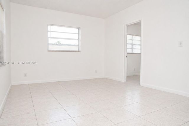 411 SE 10th Street 1, Hallandale Beach, FL 33009