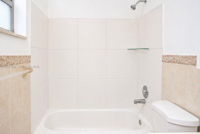 411 SE 10th Street 1, Hallandale Beach, FL 33009