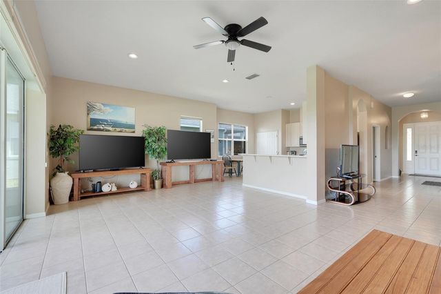 2390 CALEDONIAN STREET, Clermont, FL 34711