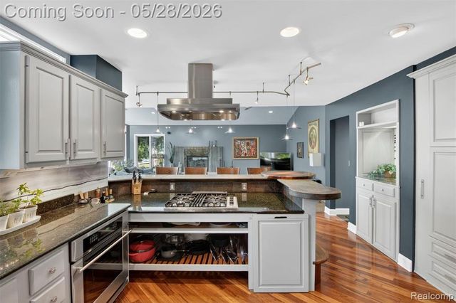 3861 Bradford Square Drive, Ann Arbor, MI 48103