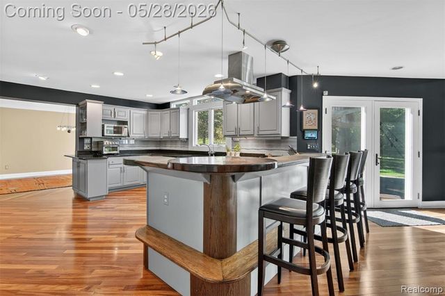 3861 Bradford Square Drive, Ann Arbor, MI 48103