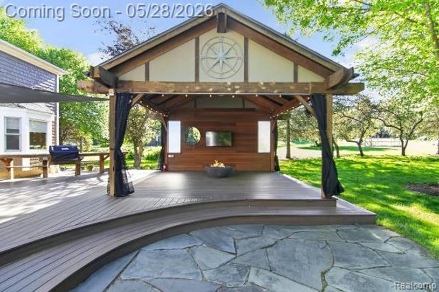3861 Bradford Square Drive, Ann Arbor, MI 48103