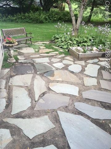 3861 Bradford Square Drive, Ann Arbor, MI 48103