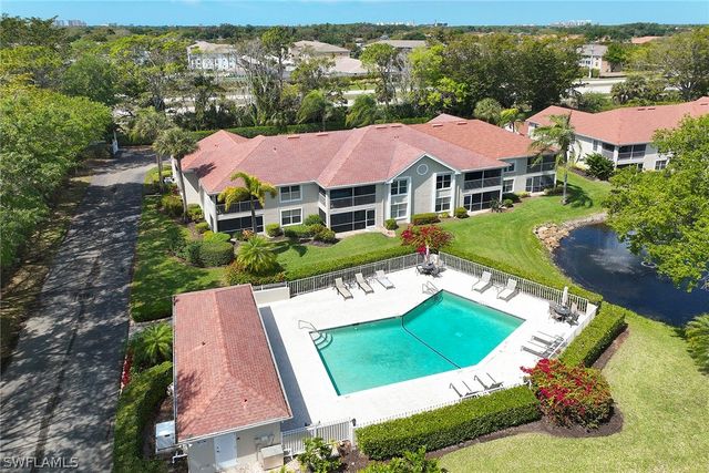 9856 Luna CIR A104, Naples, FL 34109