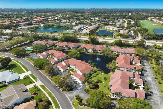 9856 Luna CIR A104, Naples, FL 34109