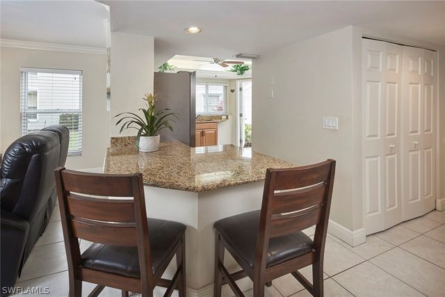 9856 Luna CIR A104, Naples, FL 34109