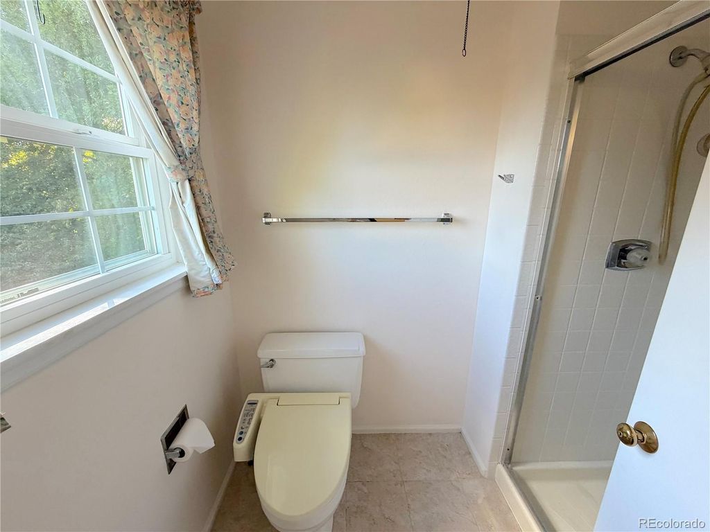 Image 18 of property listing at 9114 W Progress Avenue, Littleton, CO 80123