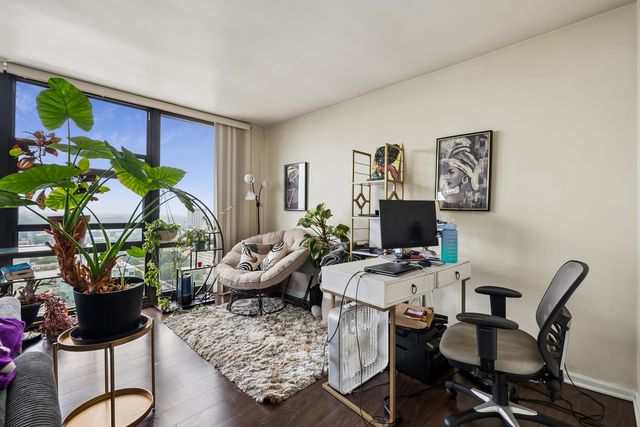 3001 S Michigan Avenue 2105, Chicago, IL 60616