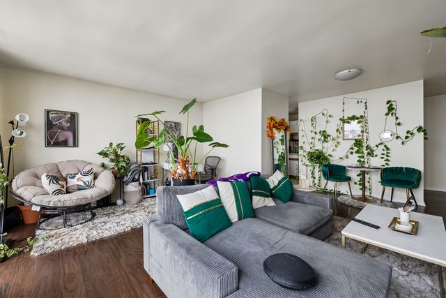 3001 S Michigan Avenue 2105, Chicago, IL 60616