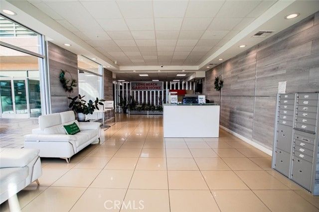 1598 Long Beach Boulevard 305, Long Beach, CA 90813
