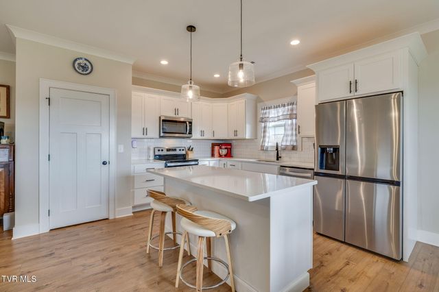 194 Bob Ford Road, Jonesborough, TN 37659