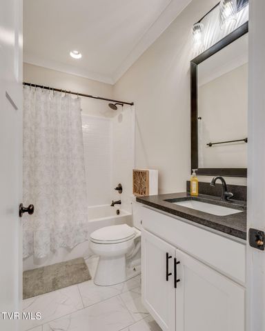 194 Bob Ford Road, Jonesborough, TN 37659