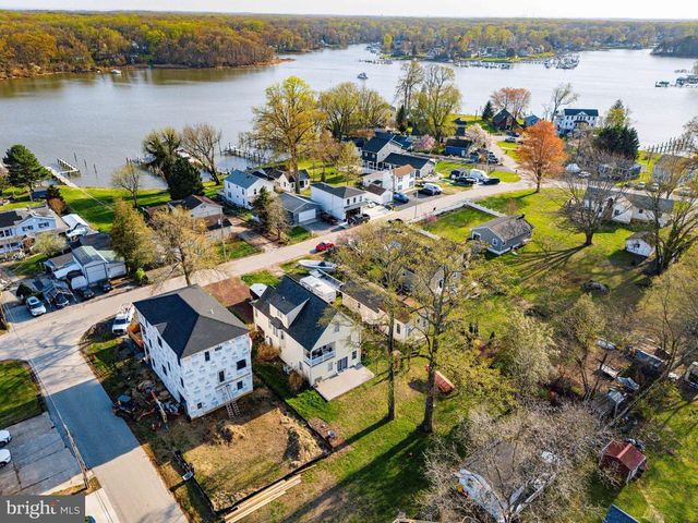 918 SUE GROVE RD, Essex, MD 21221