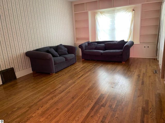 708 S Fancher Street, Mt Pleasant, MI 48858