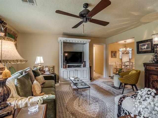 3708 N Bryan Avenue, Bethany, OK 73008