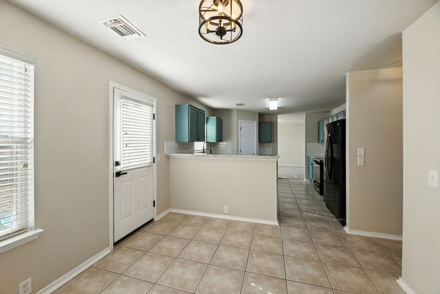 3933 Brook Hollow Drive, Schertz, TX 78154