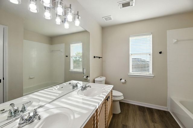 3933 Brook Hollow Drive, Schertz, TX 78154