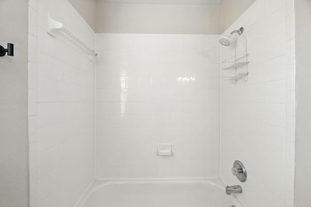 3933 Brook Hollow Drive, Schertz, TX 78154