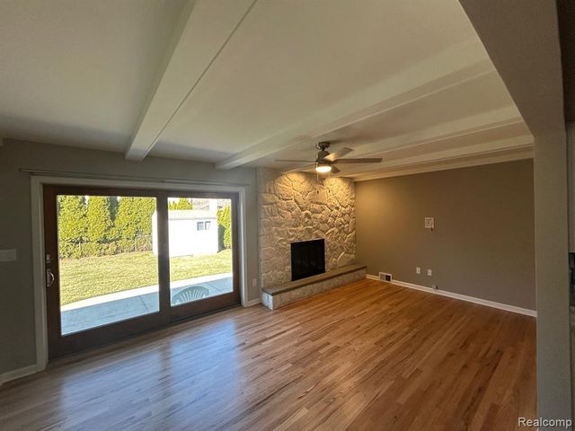 15053 Inbrook Drive, Plymouth, MI 48170